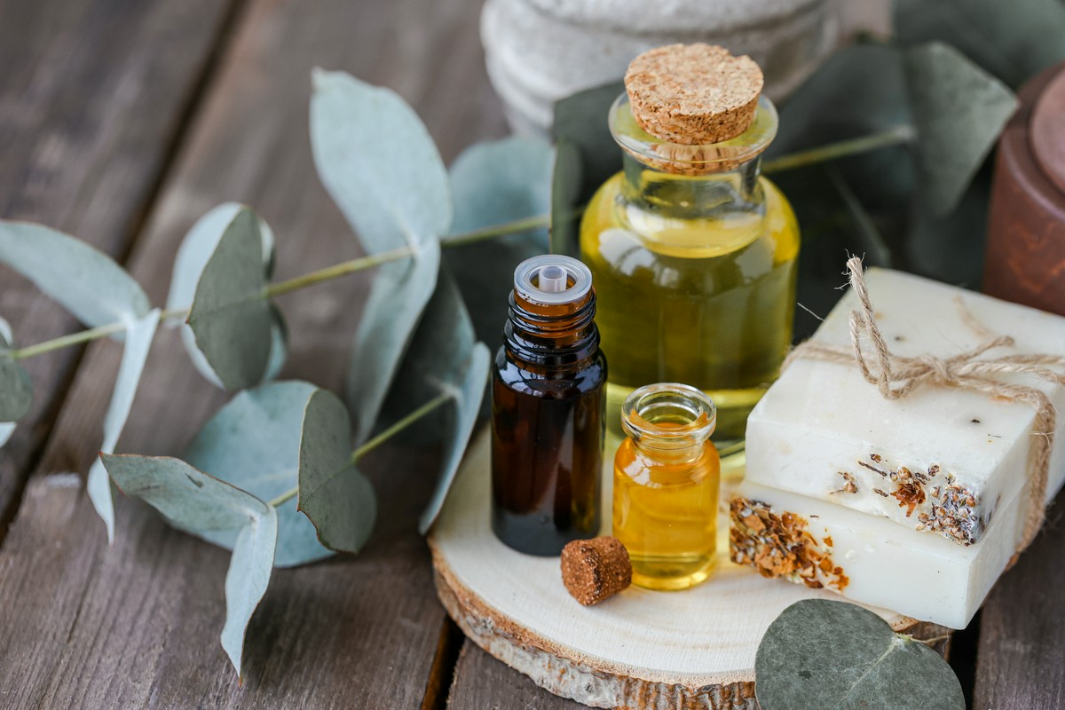 Jakie składniki aktywne zawierają naturalne produkty myjące?